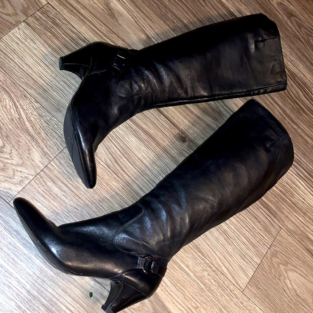 Nine West black knee high boots; Size 7.5